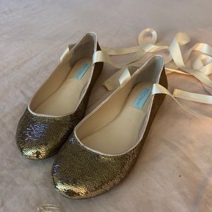 Betsey Johnson Lark ribbon tie flats